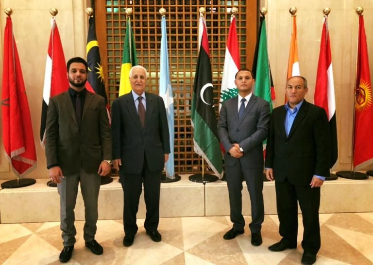 A meeting between the Islamic Development Bank and the Sheikh Taher Al-Zawi Charitable Foundation