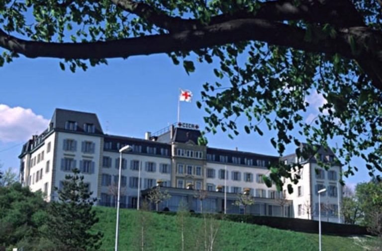 Stako visits the headquarters of the International Committee of the Red Cross